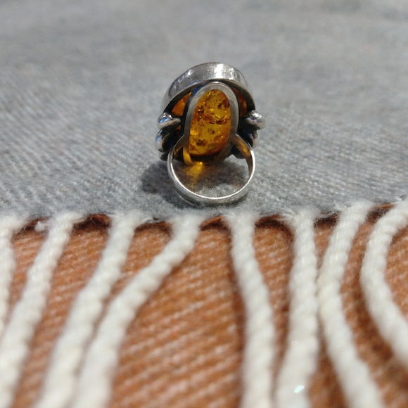 Amber ring - Picture 4 of 5